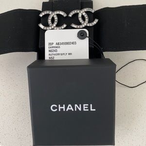 EUC Chanel CC earrings